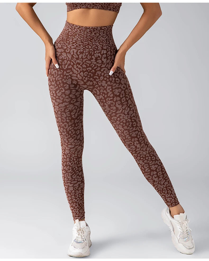 Women's Seamless Leopard Print Yoga Pants with Hip Lifting and High Waist Fitness Pants with High Elasticity