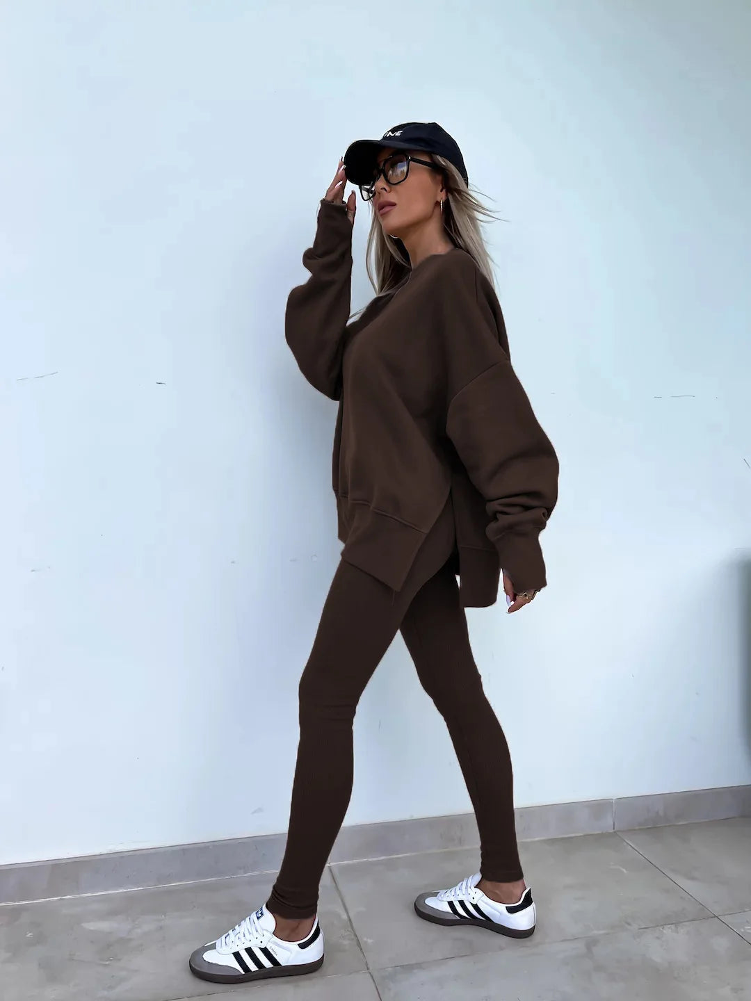 Women Tracksuit Sports Two Piece Set Casual Oversized Sweatshirts And Jogger Pants Set Fleece Sports Suits Workout Outfits Set